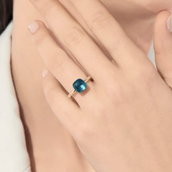 Bague Pomellato Nudo Topaze Blue London petit modèle
